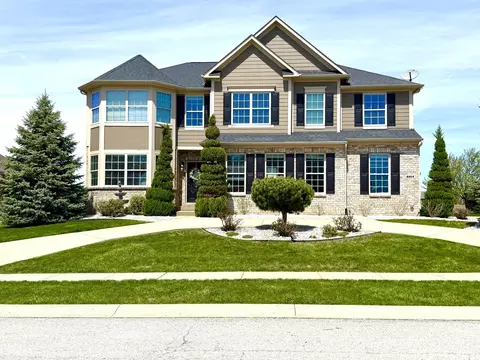 4414 Hickory Grove Blvd, Greenwood, IN 46143