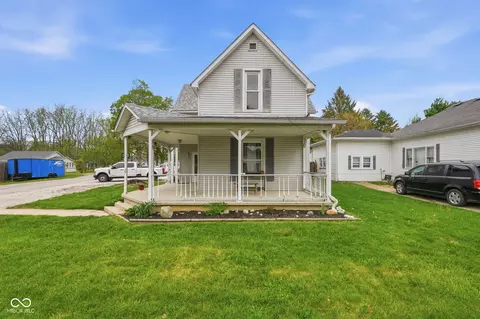 1202 N Canal St, Alexandria, IN 46001