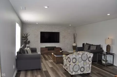 Living - 2396 Boneset Dr, Plainfield, IN 46168 photo 2 of 2