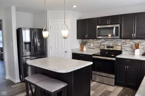 Kitchen - 2396 Boneset Dr, Plainfield, IN 46168 photo 1 of 2