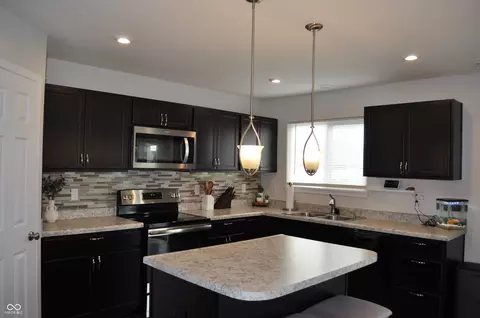 Kitchen - 2396 Boneset Dr, Plainfield, IN 46168 photo 2 of 2