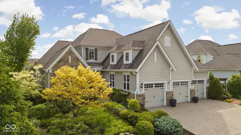 3807 Sugar Pine Ln, Zionsville, IN 46077