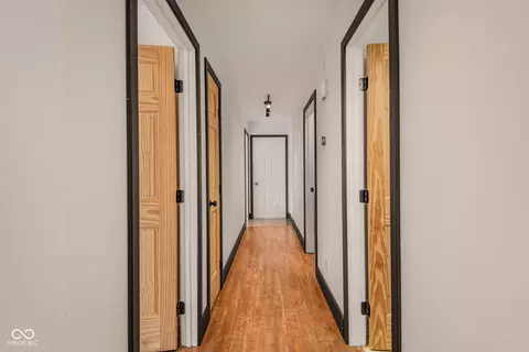 Entry Way - 4061 Shields Dr, Columbus, IN 47201 photo 1 of 2