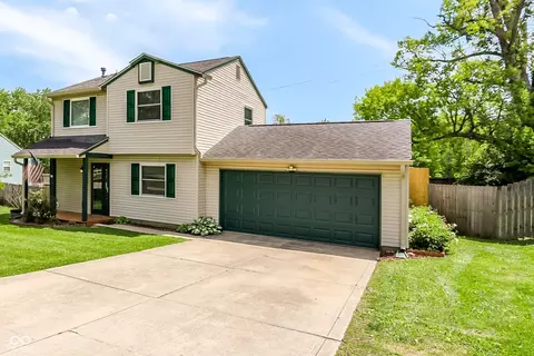 Exterior - 2745 S Pine Meadows Dr, Bloomington, IN 47403 photo 2 of 9
