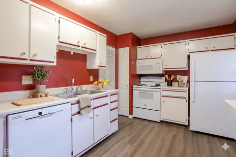 Kitchen - 2745 S Pine Meadows Dr, Bloomington, IN 47403 photo 1 of 4