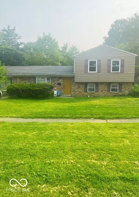 3570 Decamp Dr, Indianapolis, IN 46226