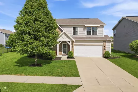 8701 N Dresden Dr, Mccordsville, IN 46055