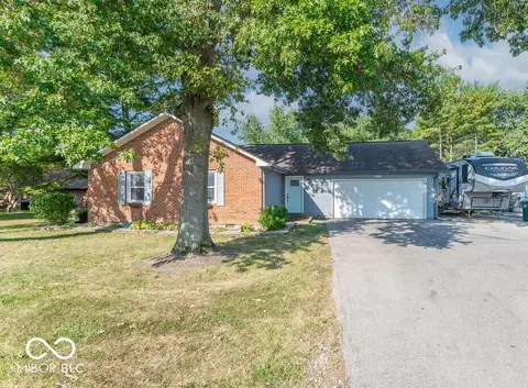 1020 S Green St, Brownsburg, IN 46112