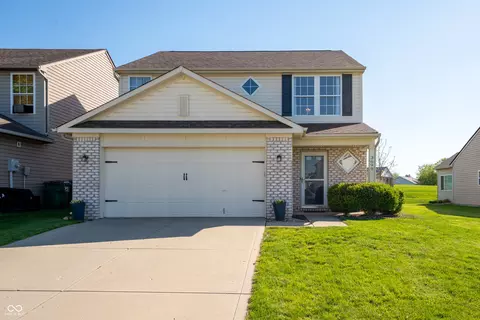 3699 Limelight Ln, Whitestown, IN 46075