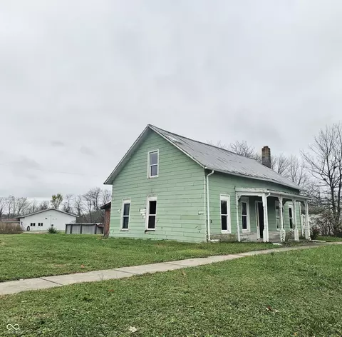 14573 Main St, Moores Hill, IN 47032