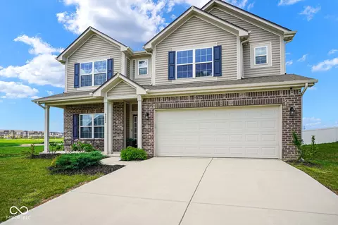 6602 W Whispering Way, Greenfield, IN 46140