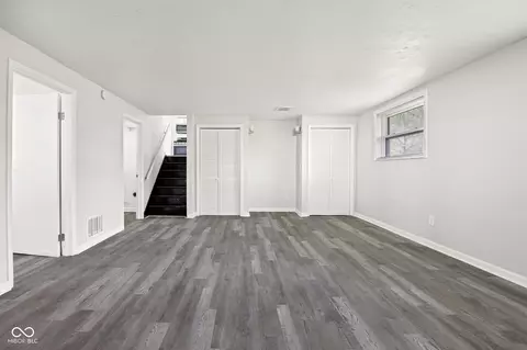 Living - 8233 E Thompson Rd, Indianapolis, IN 46239 photo 4 of 7