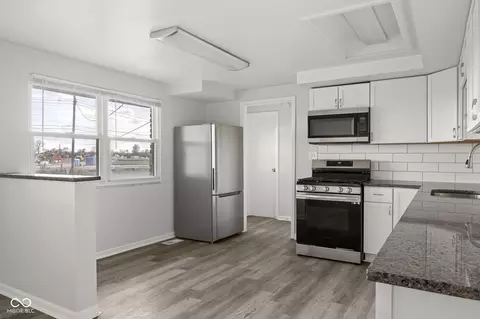 Kitchen - 8233 E Thompson Rd, Indianapolis, IN 46239 photo 1 of 6