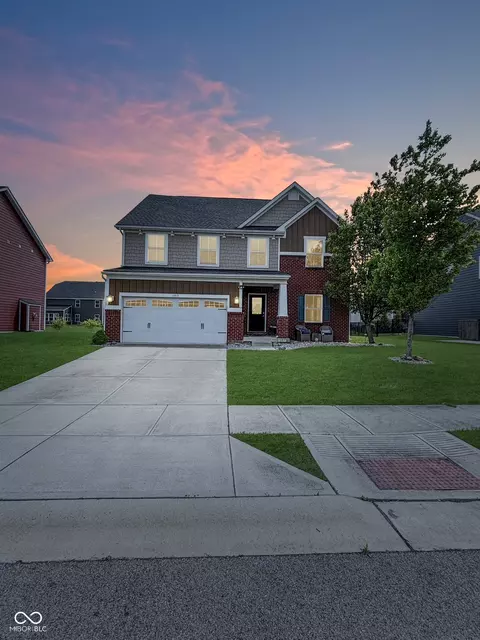 13513 Mancroft Dr, Fishers, IN 46037