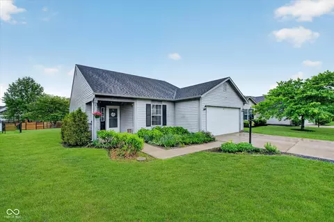 3815 Nuthatcher Dr, Indianapolis, IN 46228