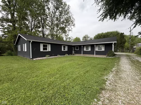 2258 W Country Club Rd, Crawfordsville, IN 47933