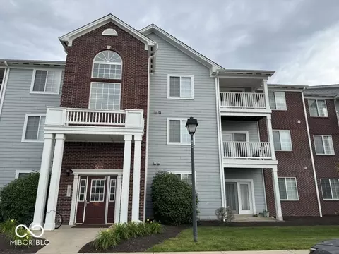 5019 Amber Creek Pl #311, Indianapolis, IN 46237