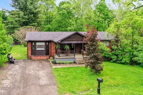 6655 Teeters Ln, Martinsville, IN 46151