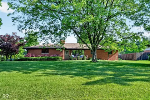 2202 Fairhope Dr, Indianapolis, IN 46227