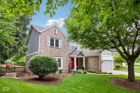 10251 Tammer Dr, Carmel, IN 46032