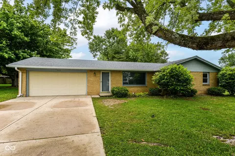 727 Hattie Dr, Anderson, IN 46013