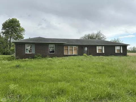 6016 N 1200 E, Shirley, IN 47384