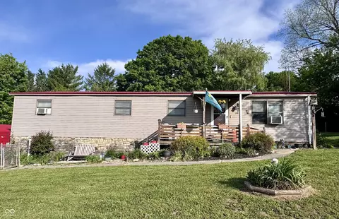 344 Lafayette St, Laurel, IN 47024