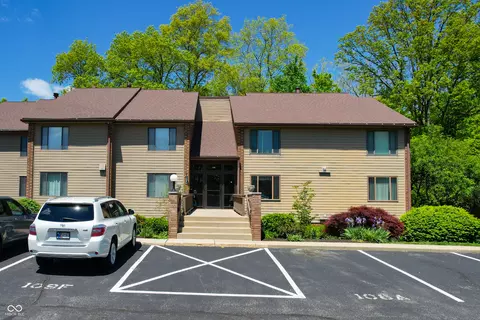 108 Knoll Ct #A, Noblesville, IN 46062