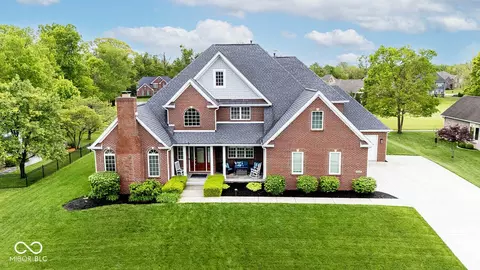 6929 Royal Oakland Way, Indianapolis, IN 46236