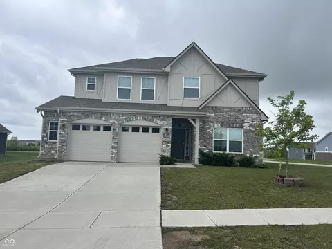 965 Bent Branch Cir, Greenwood, IN 46143