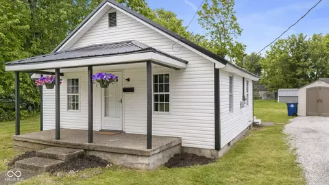 143 Rural St, Austin, IN 47102