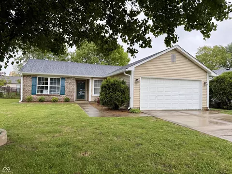 79 Meadow Creek East Blvd, Whiteland, IN 46184