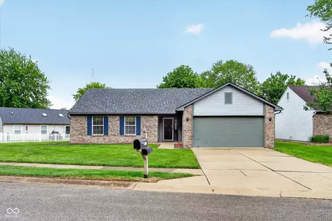 1541 Brook Pointe Dr, Indianapolis, IN 46234