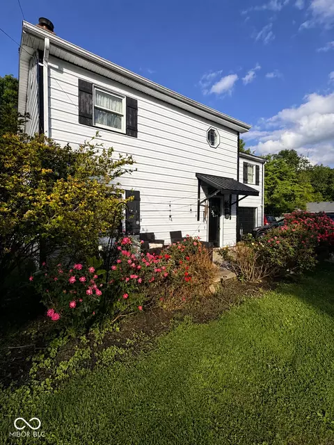 304 Pearl St, Vevay, IN 47043