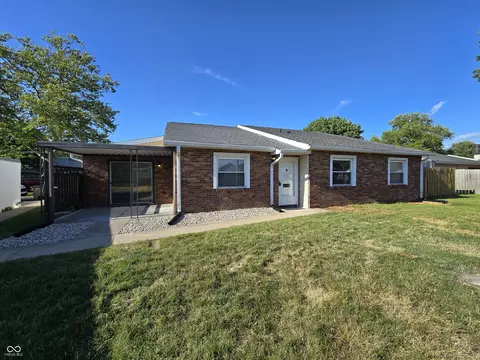 2755 Prosperity Dr, Columbus, IN 47201
