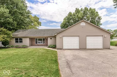 239 Bloomington Pike, Morgantown, IN 46160