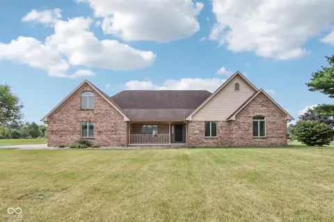 2002 Kerri Lynn Ln, Kokomo, IN 46902