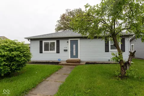 2738 W 18th St, Anderson, IN 46011