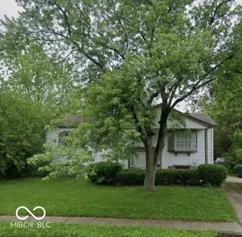 3824 Richelieu Rd, Indianapolis, IN 46226