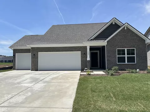 1657 Pebble Beach Dr, Pendleton, IN 46064