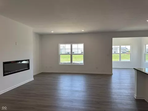 1657 Pebble Beach Dr, Pendleton, IN 46064 photo 6