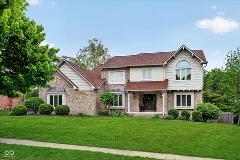 774 Arrowwood Dr, Carmel, IN 46033