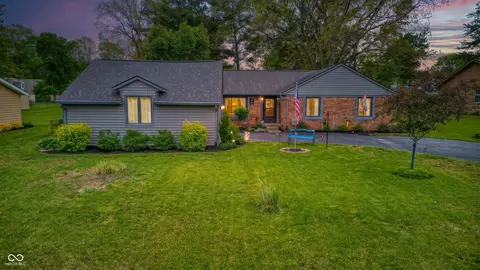 311 Woodland West Dr, Greenfield, IN 46140