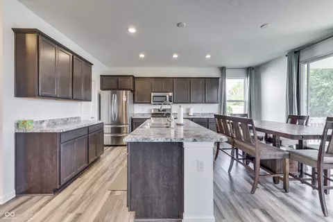 Kitchen - 1824 Explorer Ct, Franklin, IN 46131 photo 2 of 4