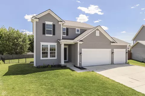 1824 Explorer Ct, Franklin, IN 46131