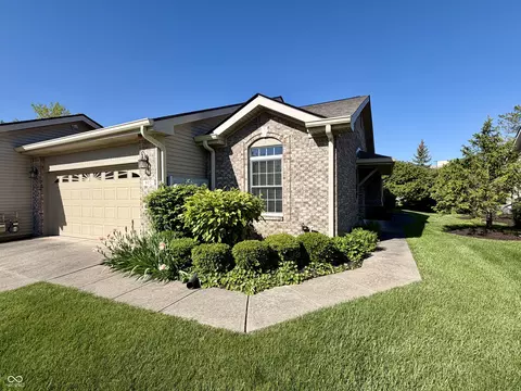 932 Kirkpatrick Pl, Greenfield, IN 46140