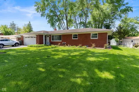 6838 Hi Vu Dr, Indianapolis, IN 46227