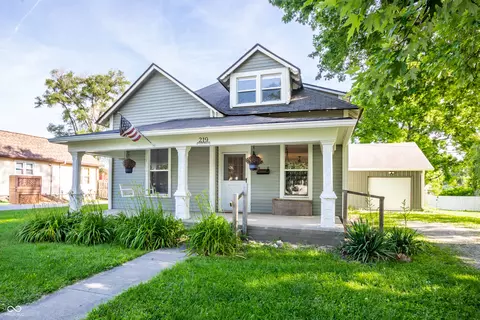 219 W Garden St, Fortville, IN 46040