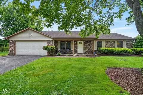 8721 Powderhorn Ct, Indianapolis, IN 46256