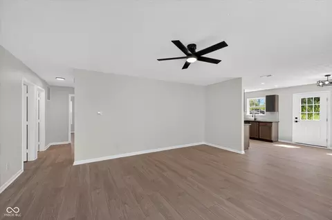 Living - 2145 Shadowbrook Dr, Plainfield, IN 46168 photo 3 of 4